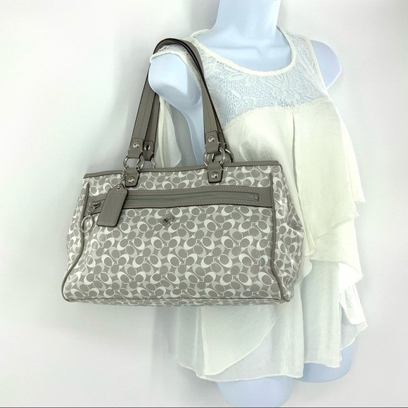 Coach Gray and White Shoulder Bag - Picture 16 of 16